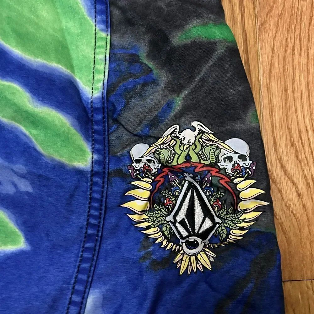 Y2K Volcom Retro Swim Trunks - Picture 3 of 3
